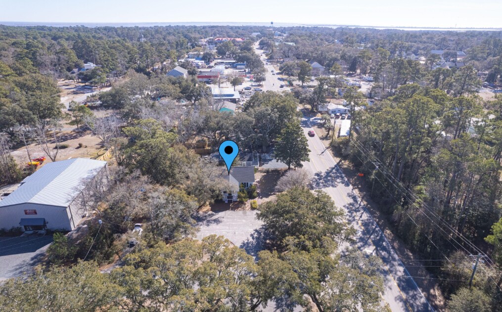 1226 N Howe St, Southport, NC for Sale