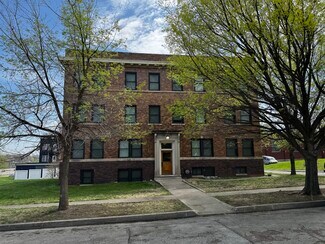 Des Moines, IA undefined - 933 18th St