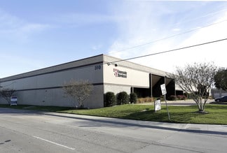 Dallas, TX Industrial - 310 W Mockingbird Ln