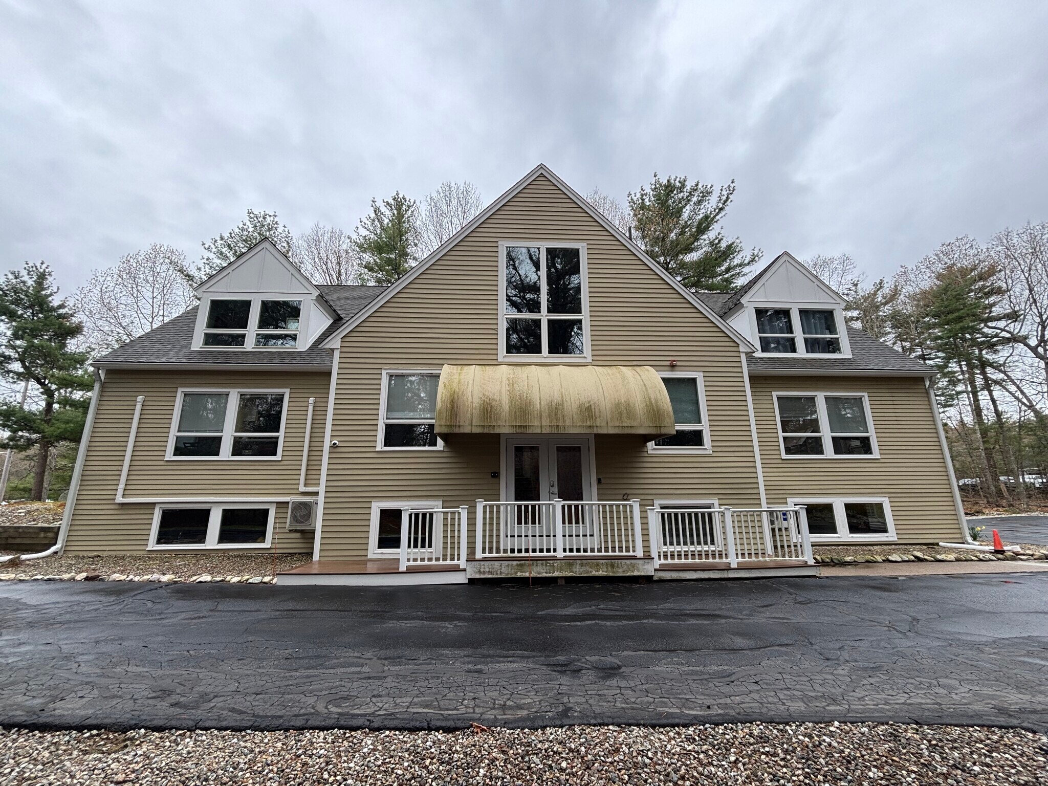 195 Hanover St, Hanover, MA for Rent