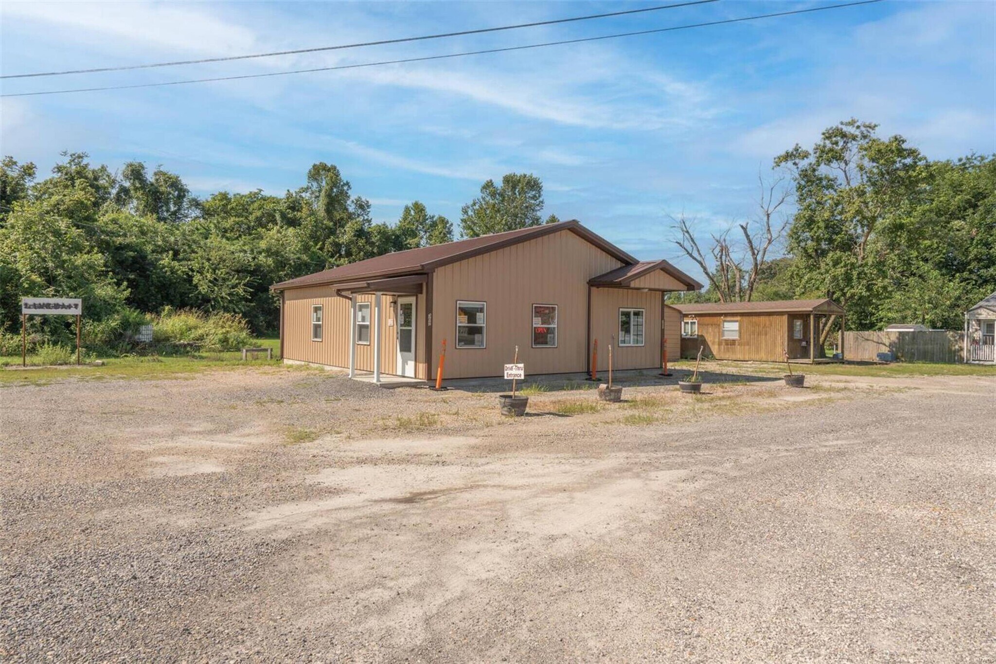 307 E State St, Delta, MO for Sale