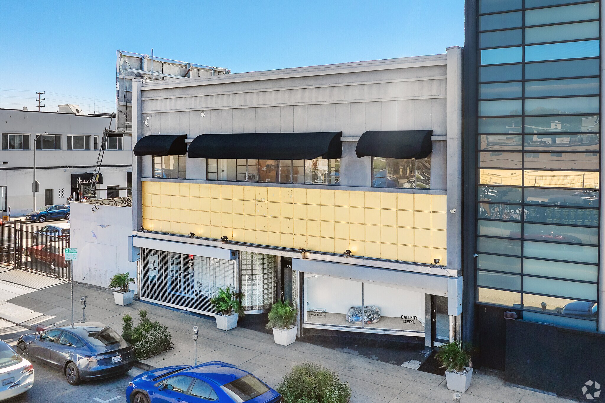 7956-7958 Beverly Blvd, Los Angeles, CA for Rent