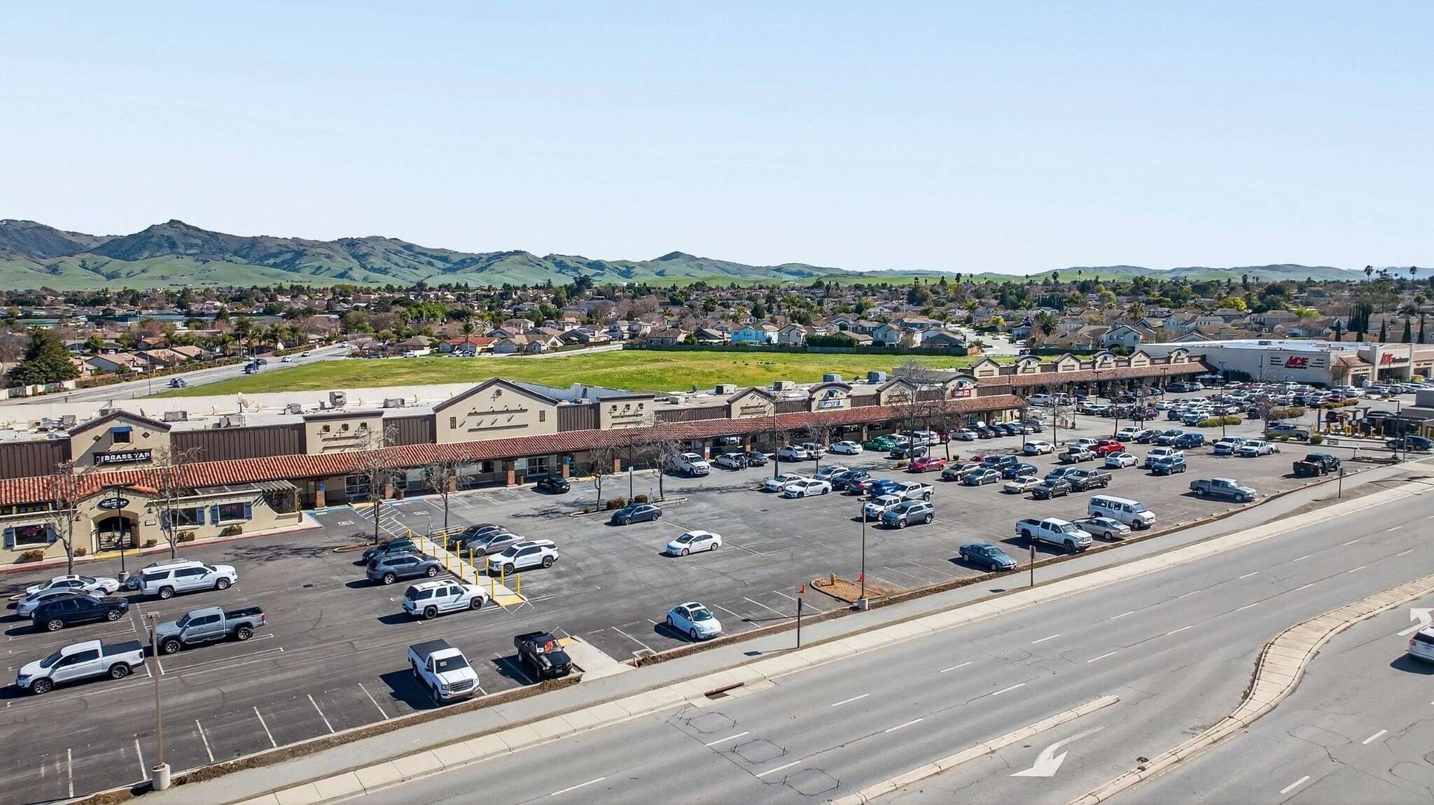 1701 Airline Hwy, Hollister, CA for Rent