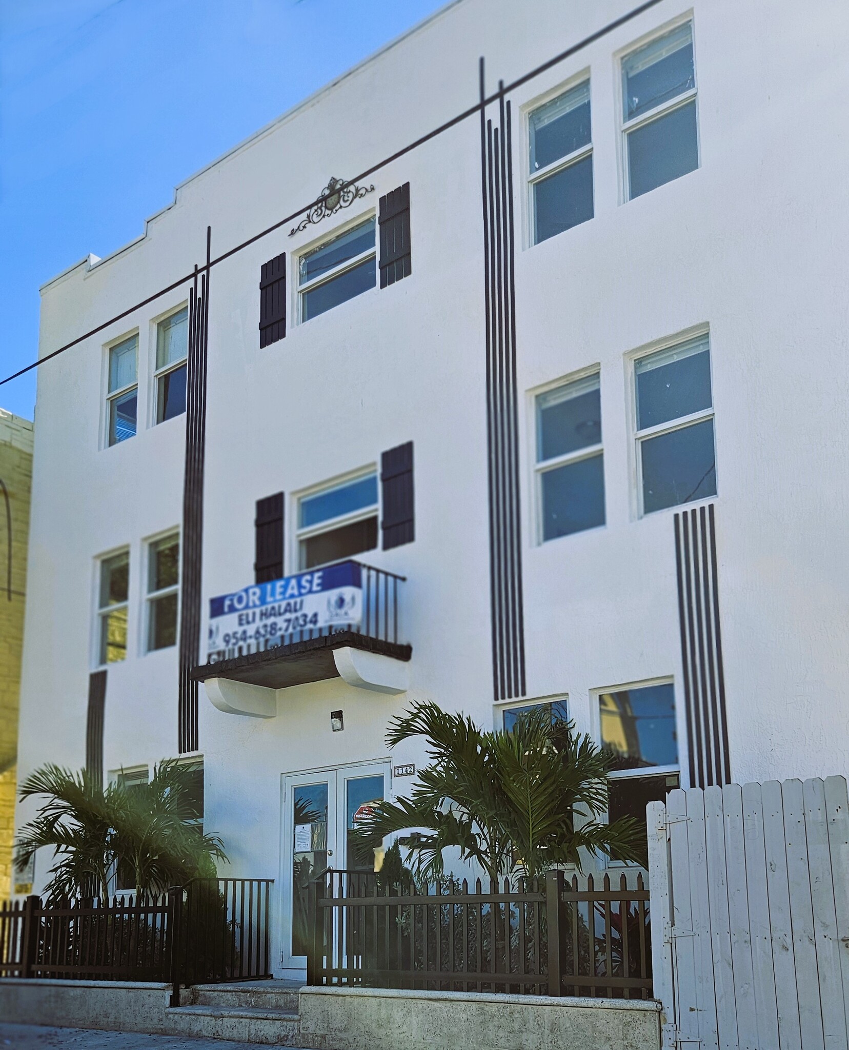 1142 SW 4th St, Miami, FL for Sale