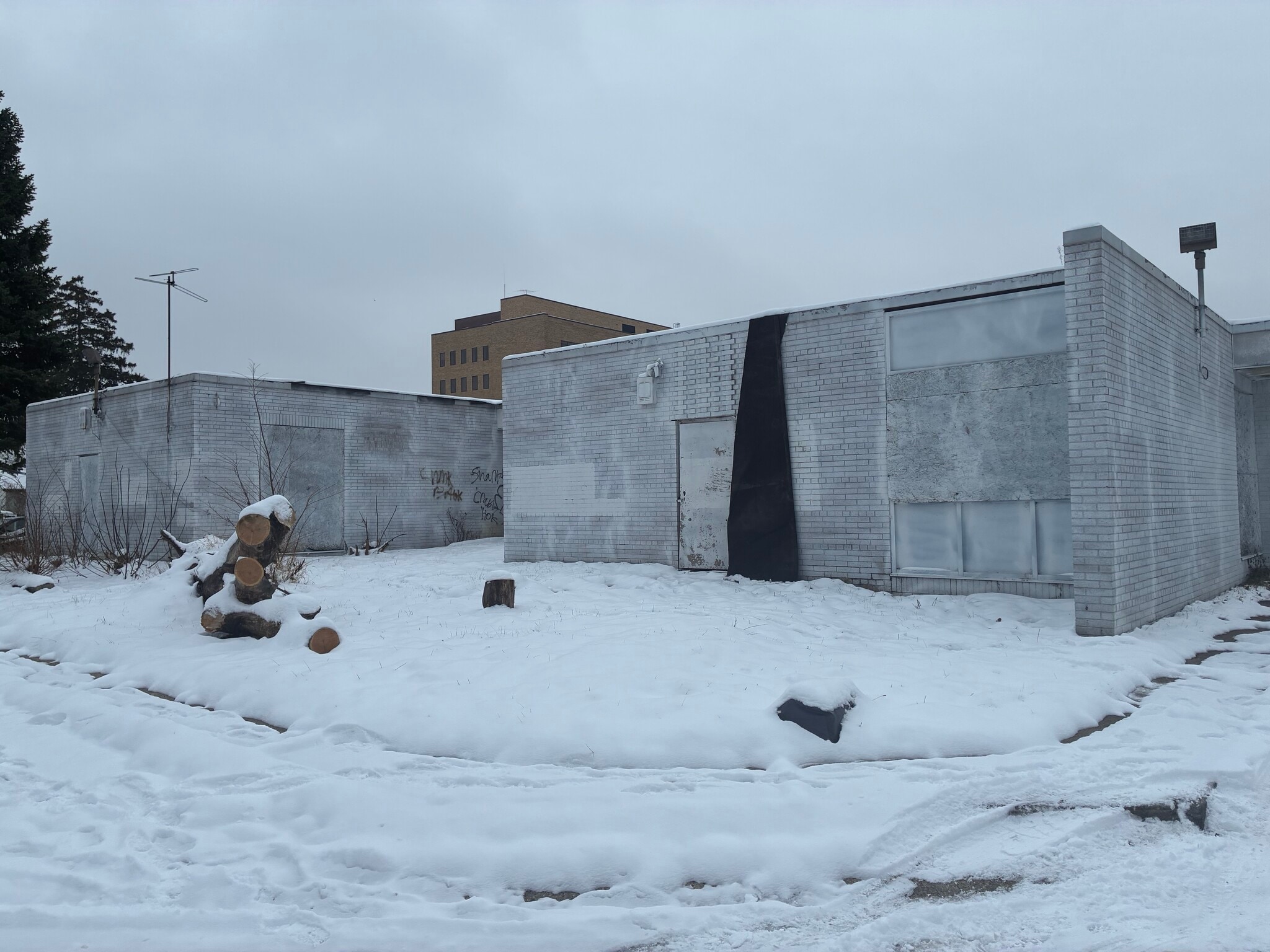 500 W Huron St, Pontiac, MI for Sale