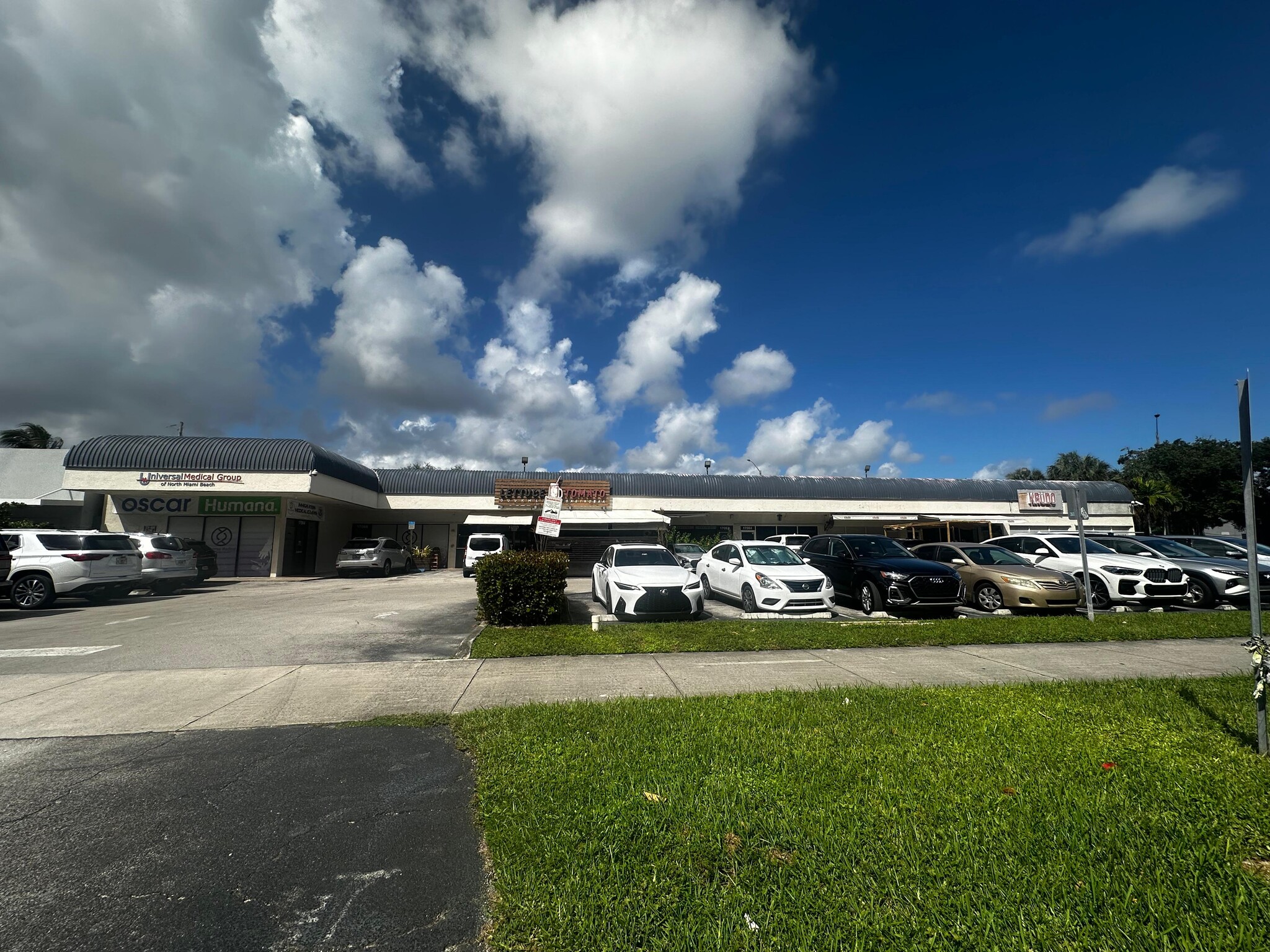 17064 W Dixie Hwy, North Miami Beach, FL for Rent