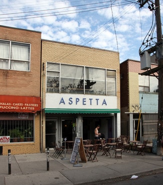 Toronto, ON Office/Retail - 207 Augusta Ave
