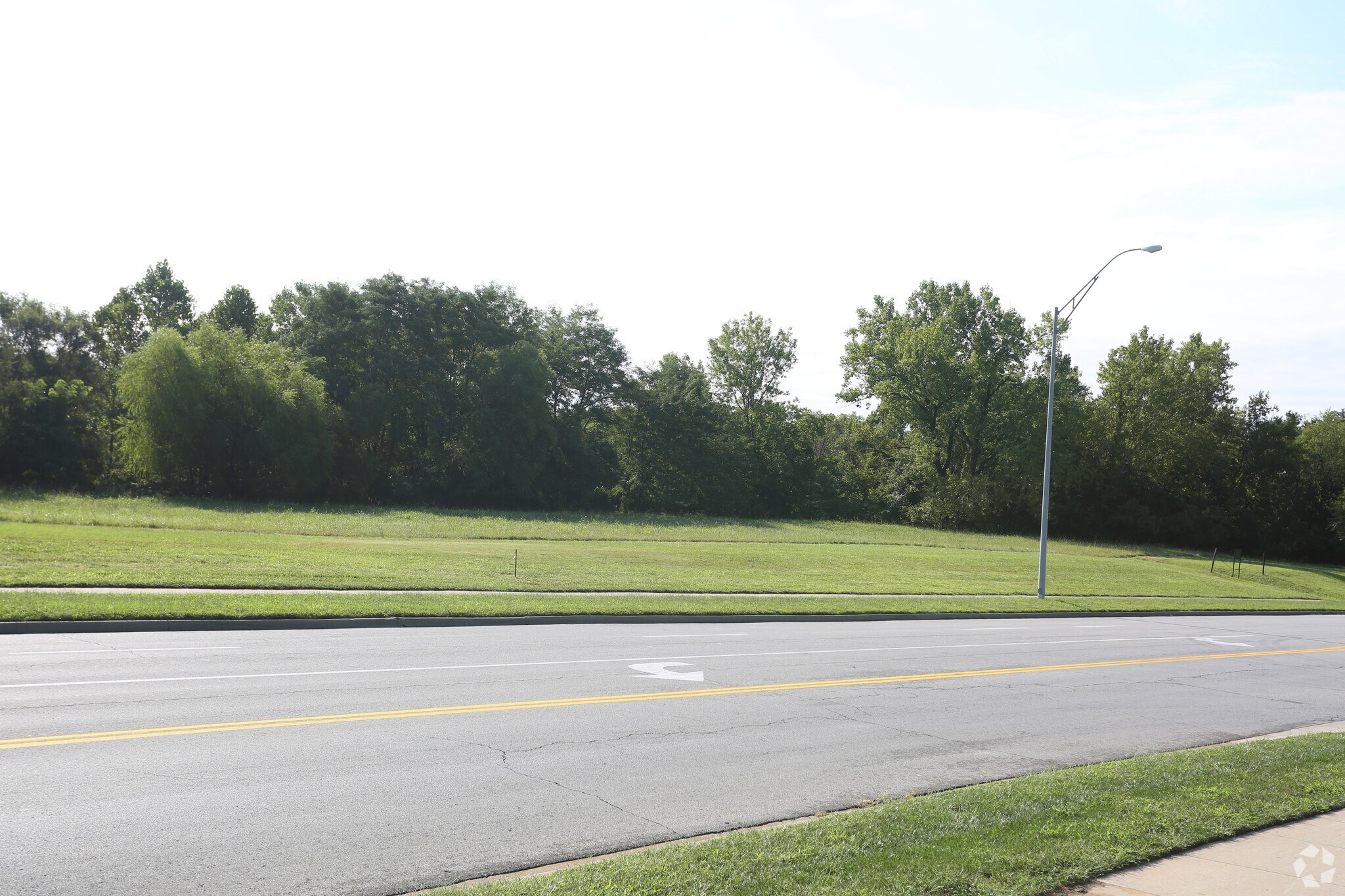 4031 NW Barry Rd, Kansas City, MO for Sale