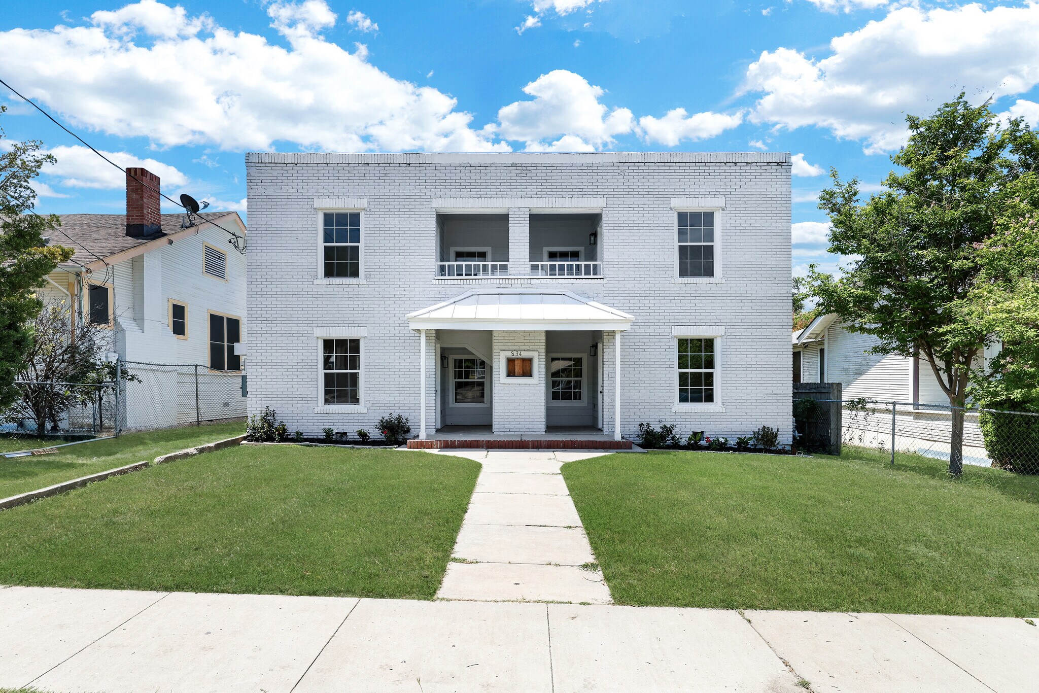 834 W Russell Pl, San Antonio, TX for Sale