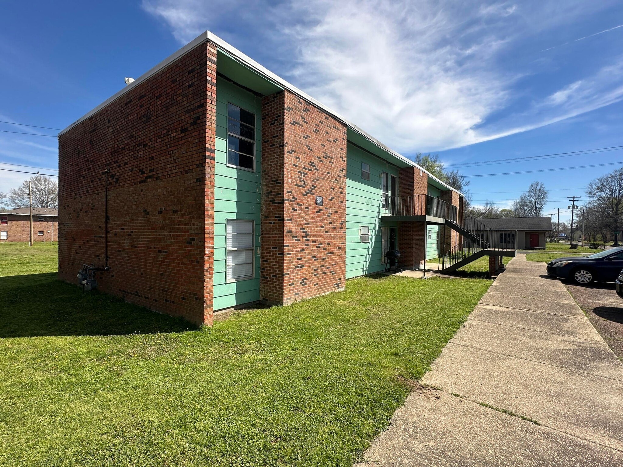 Central Columbus, Columbus, MS for Sale