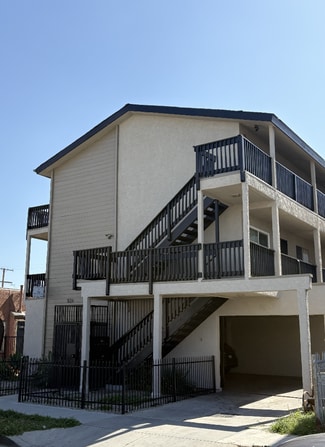 Long Beach, CA Apartments - 1126 Raymond Ave