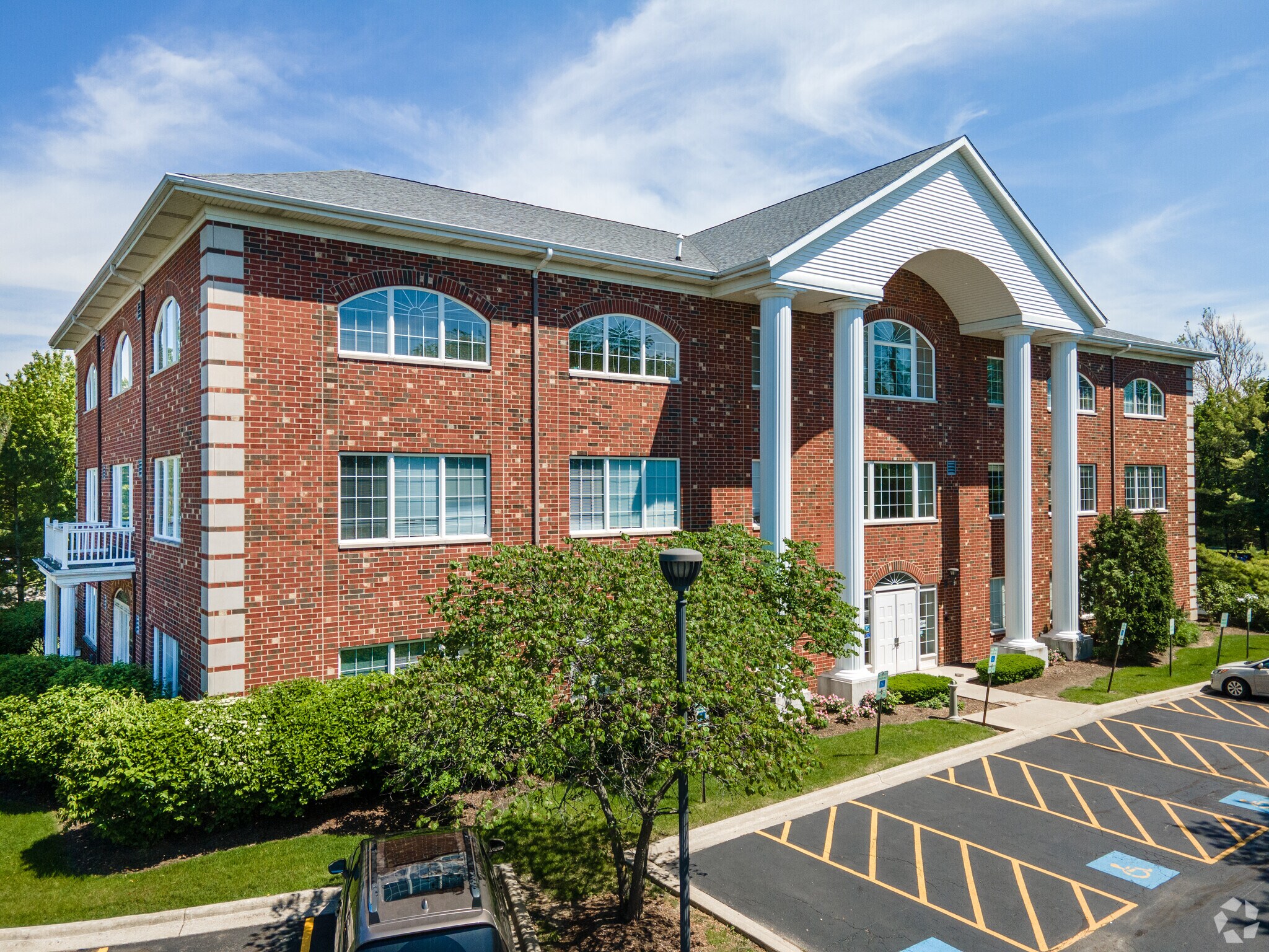 20646 S Abbey Wood Ct, Frankfort, IL for Rent