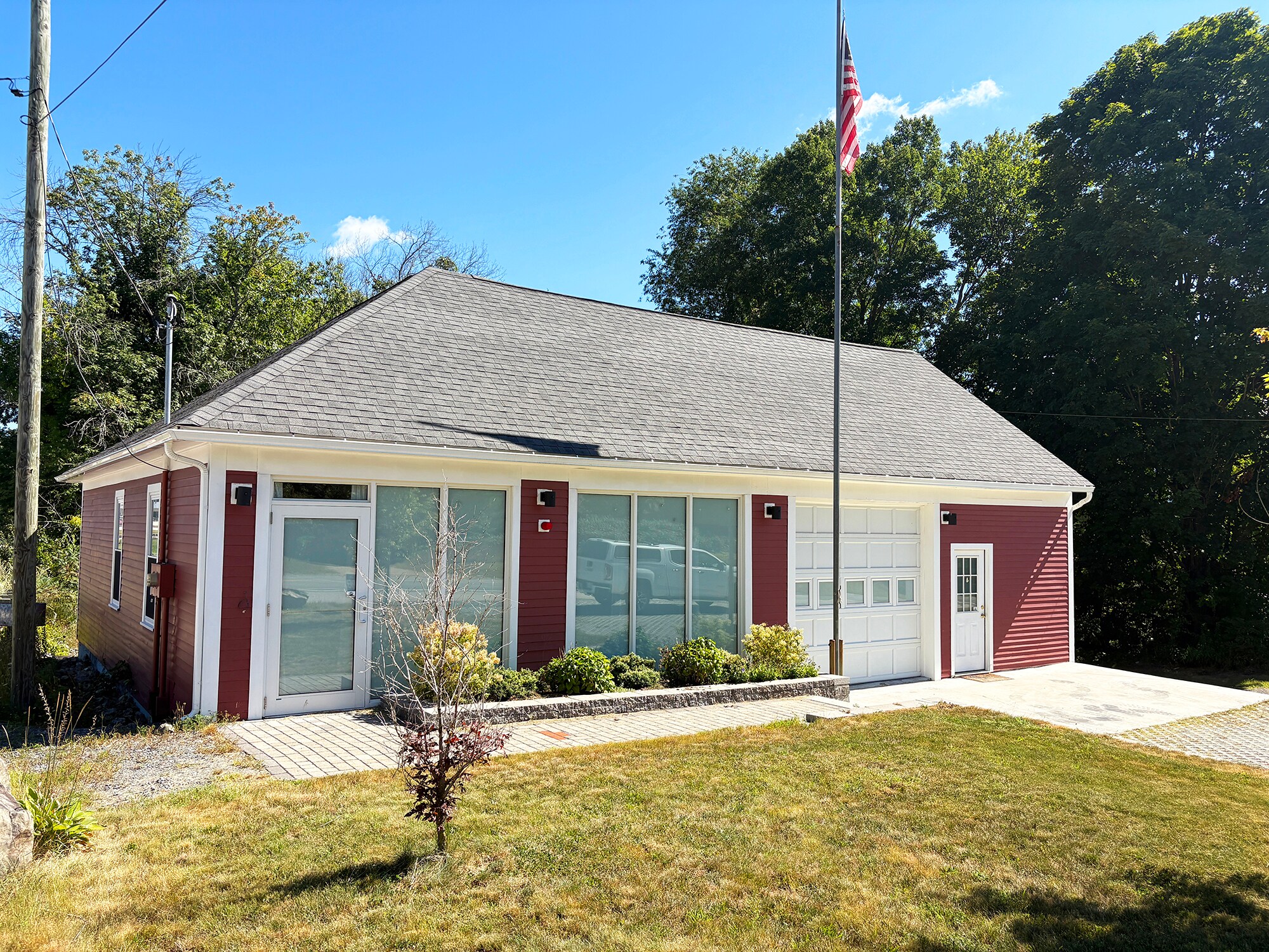 326 Main St, Fremont, NH for Sale