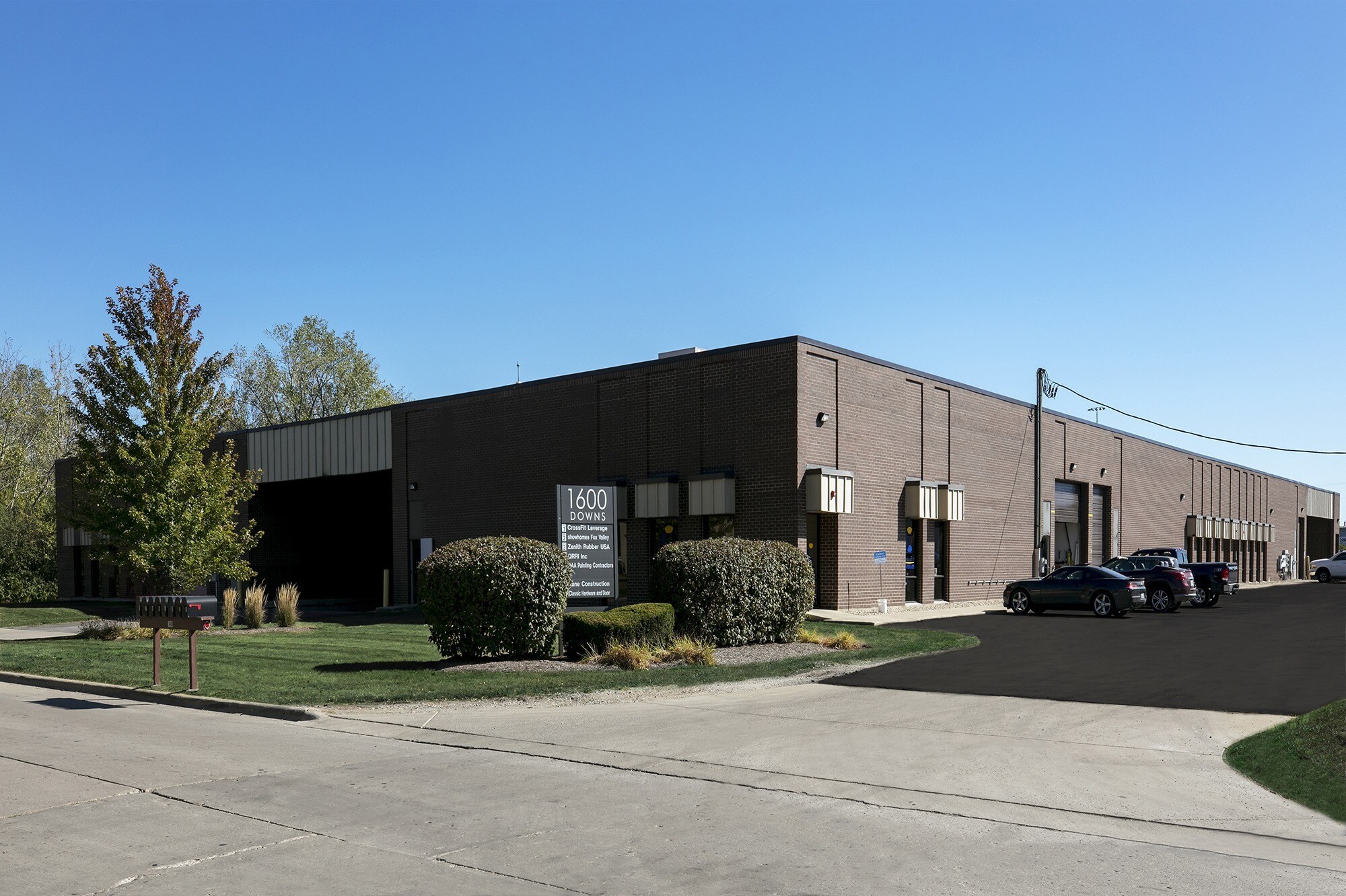 1600 Downs Dr, West Chicago, IL for Rent