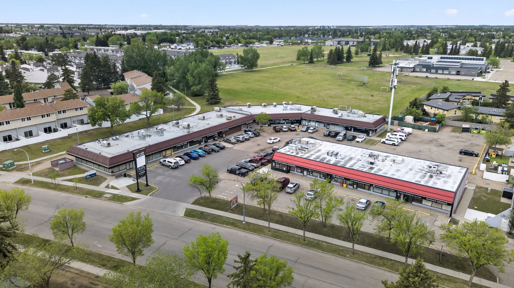 11868 145 Av NW, Edmonton, AB for Rent