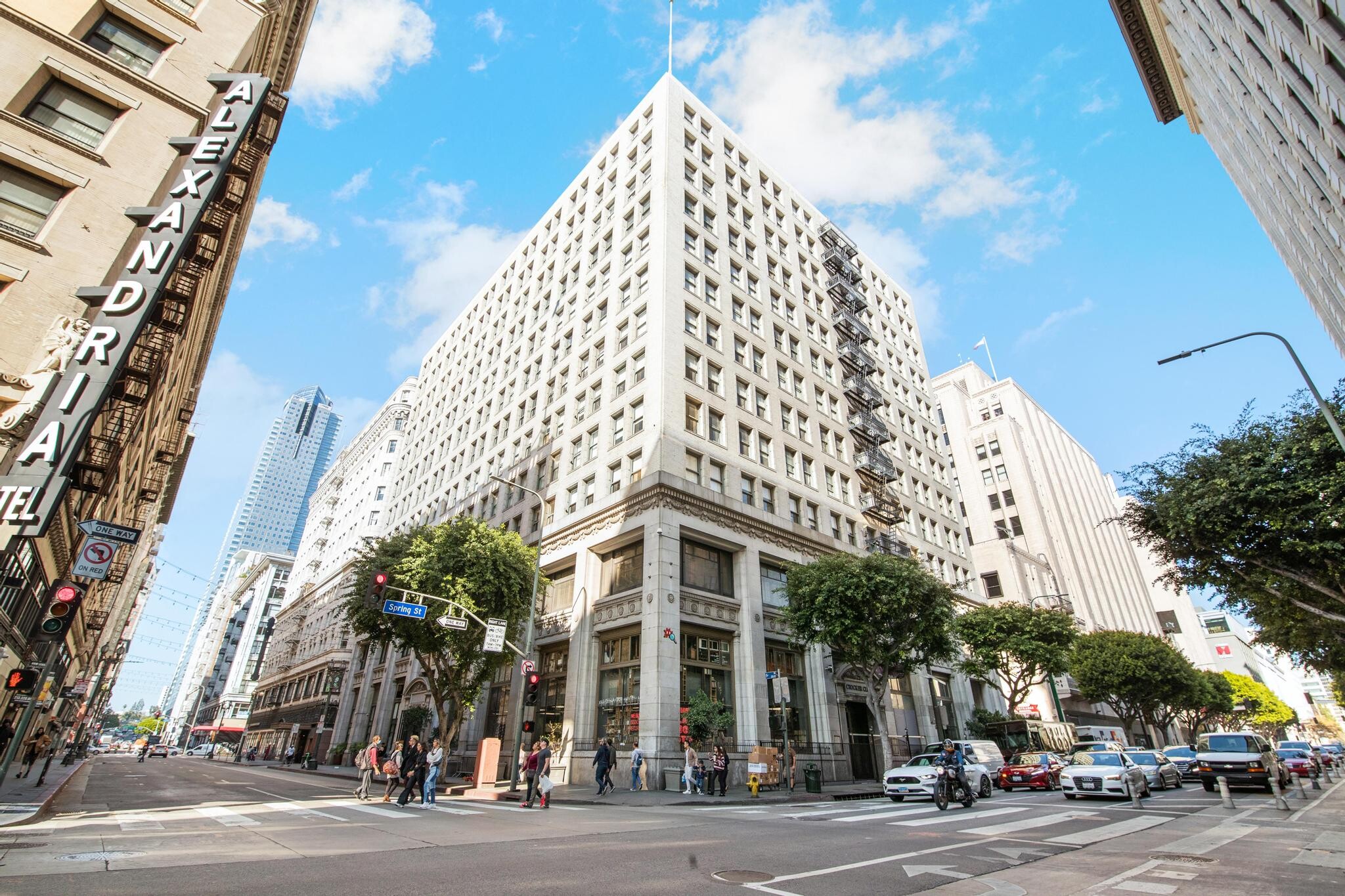 453 S Spring St, Los Angeles, CA for Rent