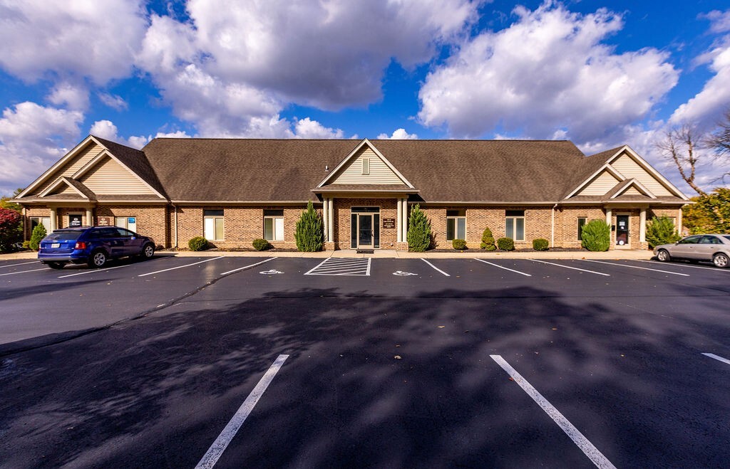 1081 N University Blvd, Middletown, OH for Rent