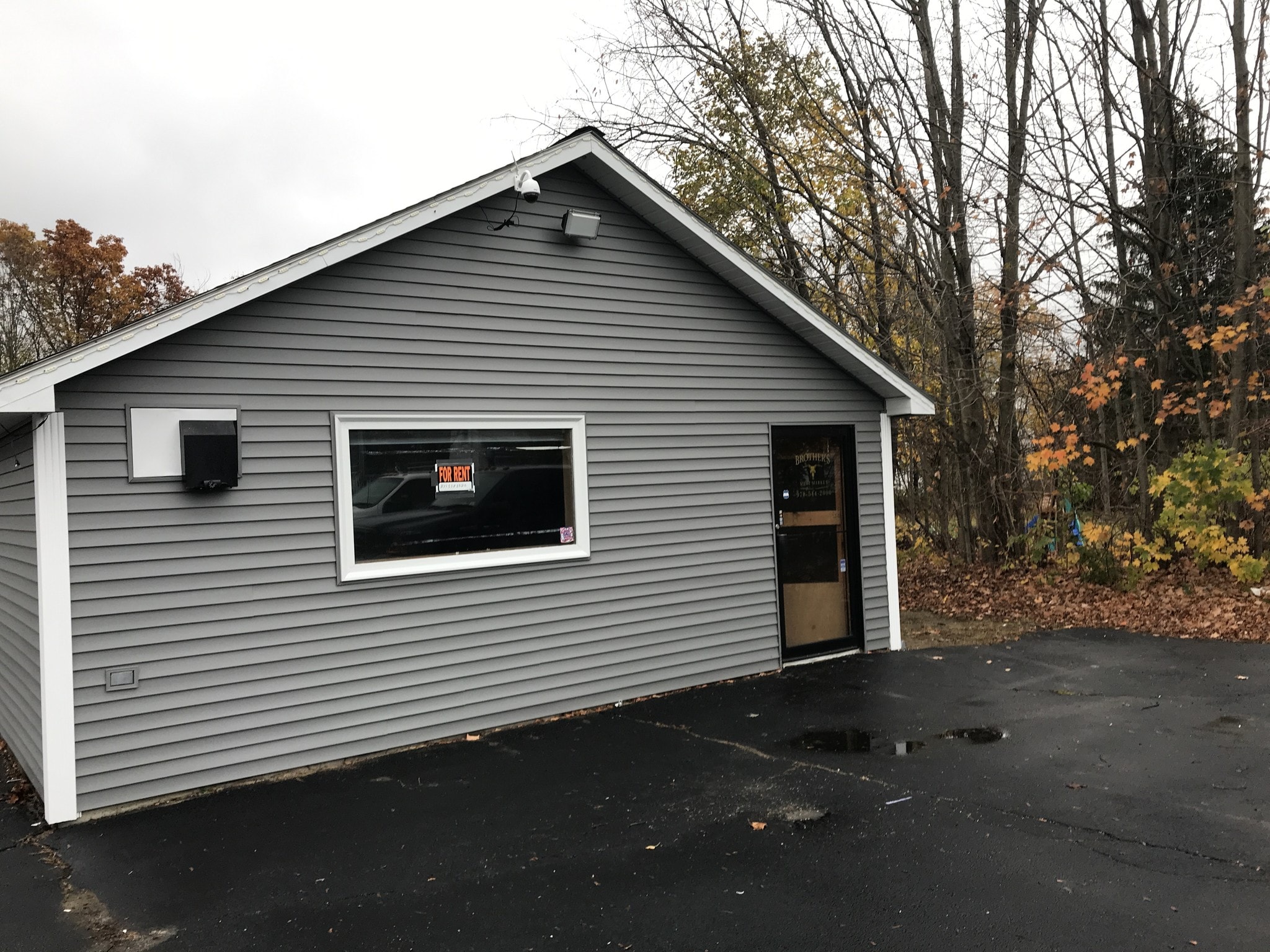 181 E Main St, Orange, MA for Rent