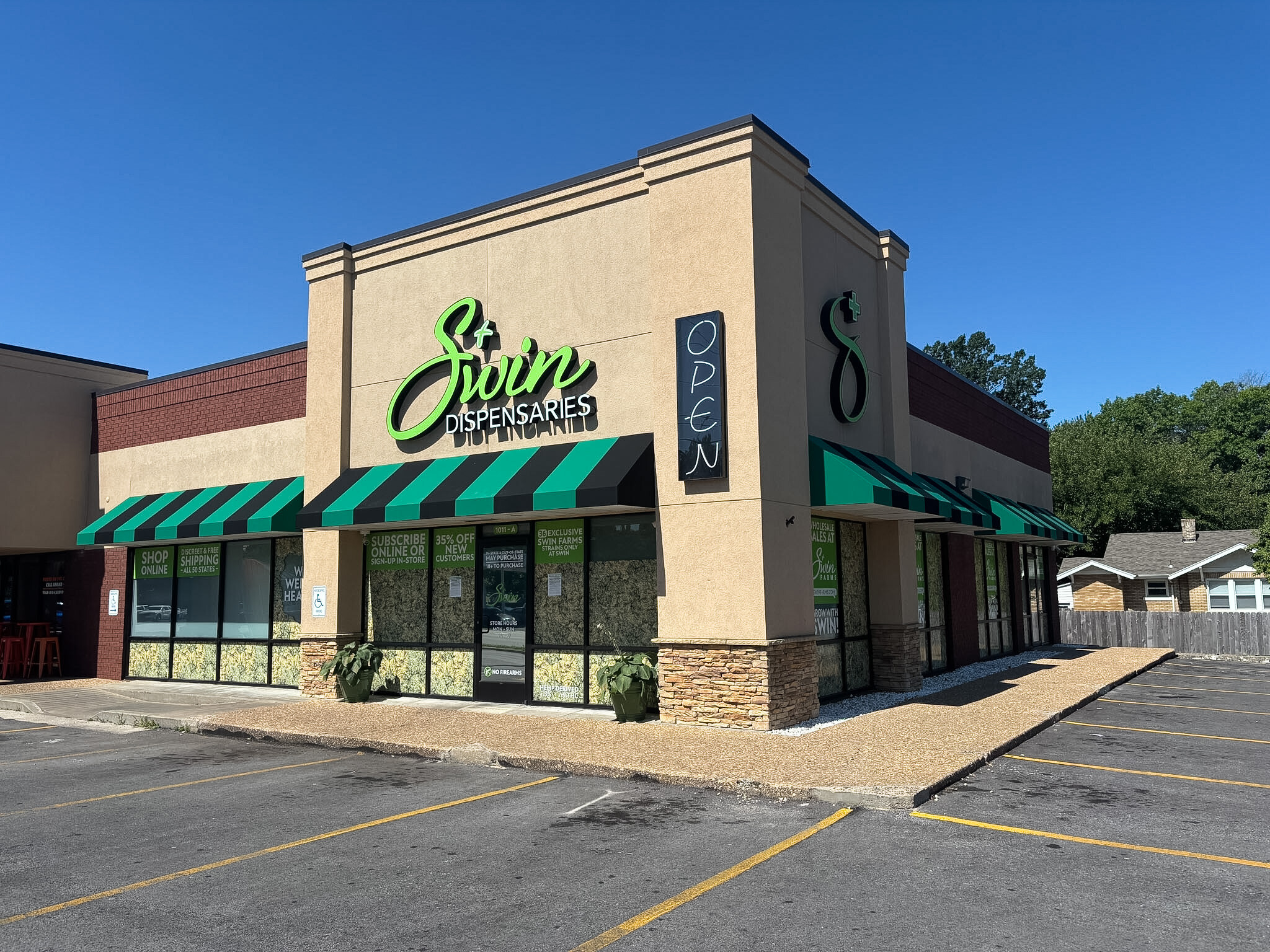 1011 S Glenstone Ave, Springfield, MO for Rent