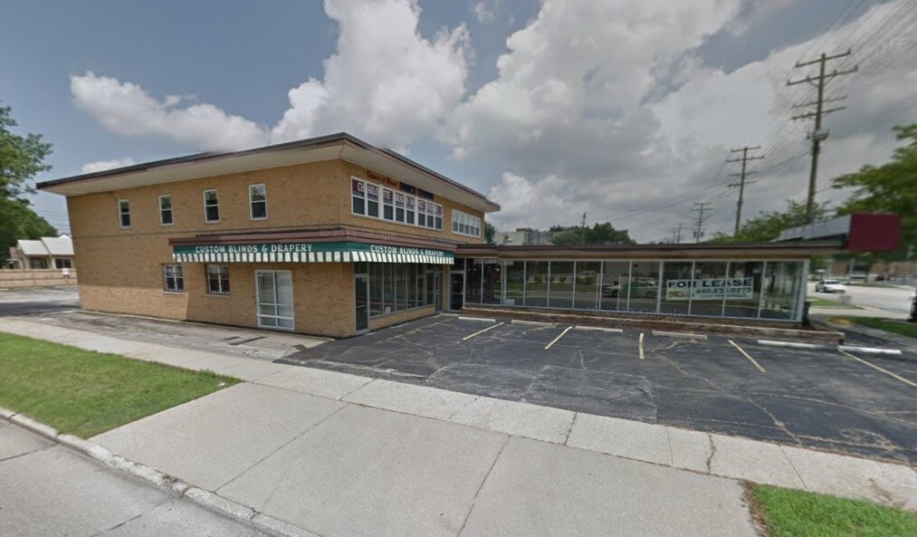 6686-6690 Pearl Rd, Parma Heights, OH for Rent