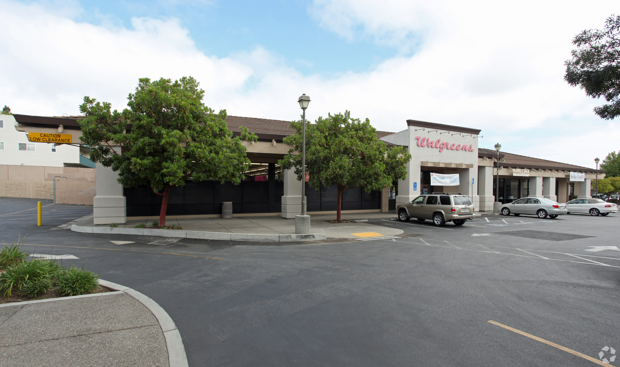 800-890 Ralston Ave, Belmont, CA for Rent