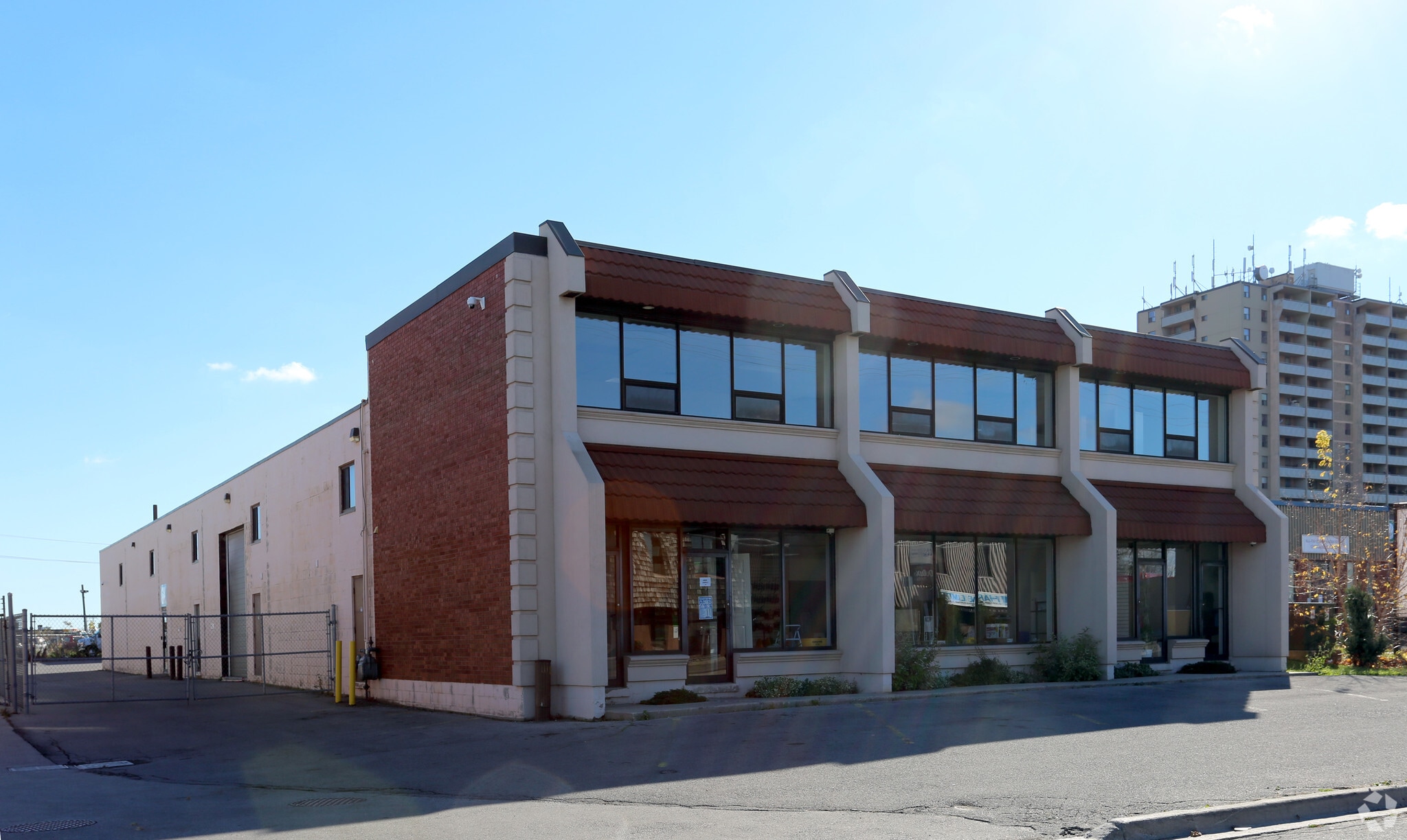 16 Brockley Dr, Hamilton, ON for Rent