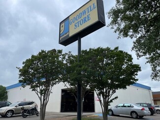 Dallas, TX Retail - 7812 Lake June Rd