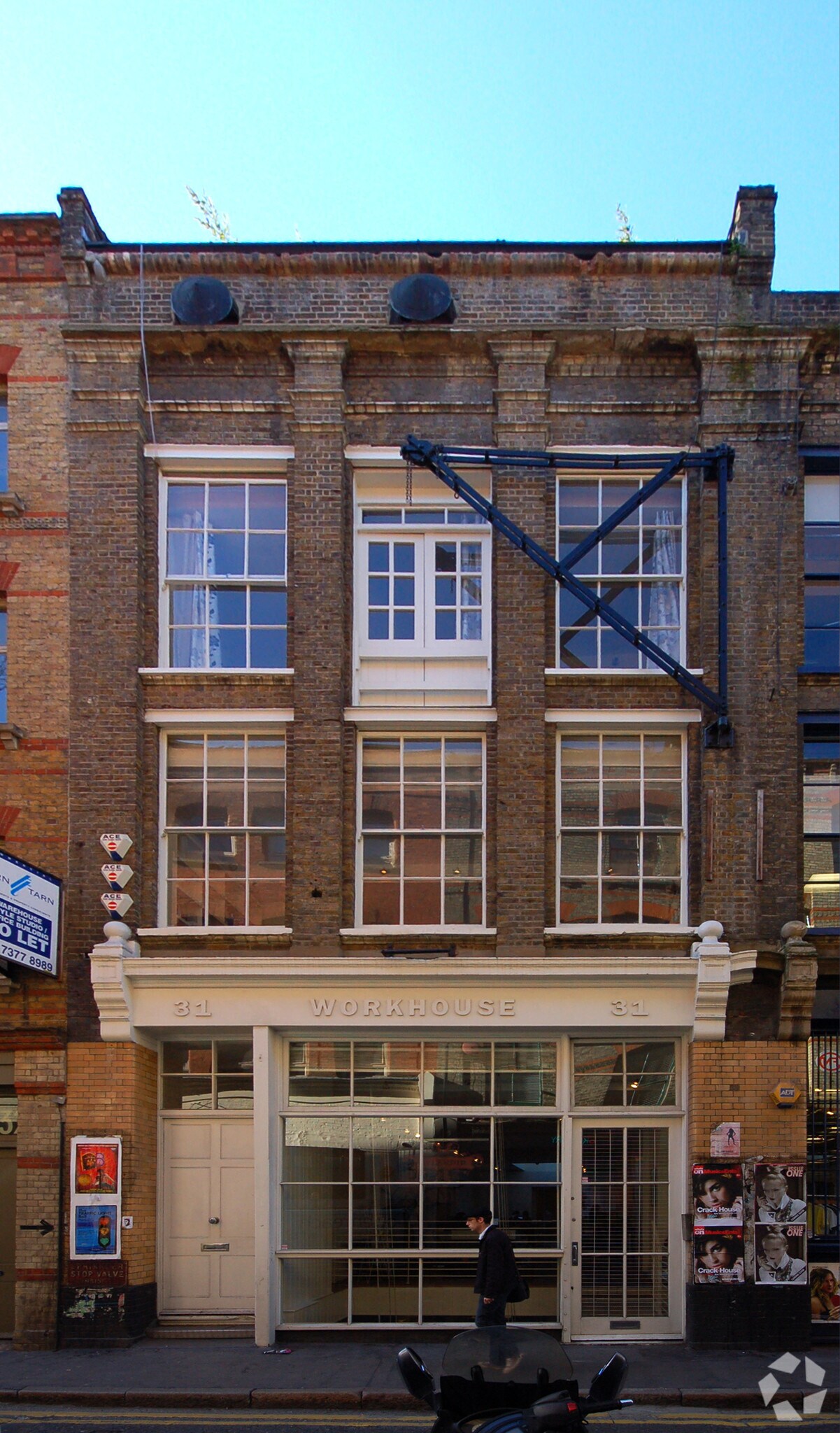 31 Charlotte Rd, London, LND for Rent