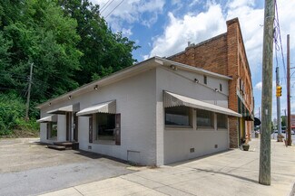 16 W Main St  