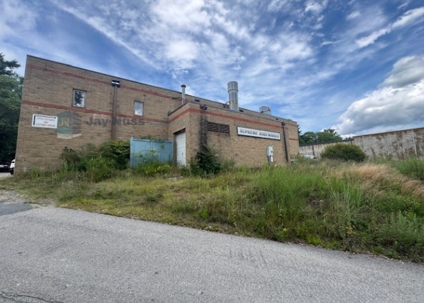 61 Mathewson Dr, Weymouth, MA for Sale