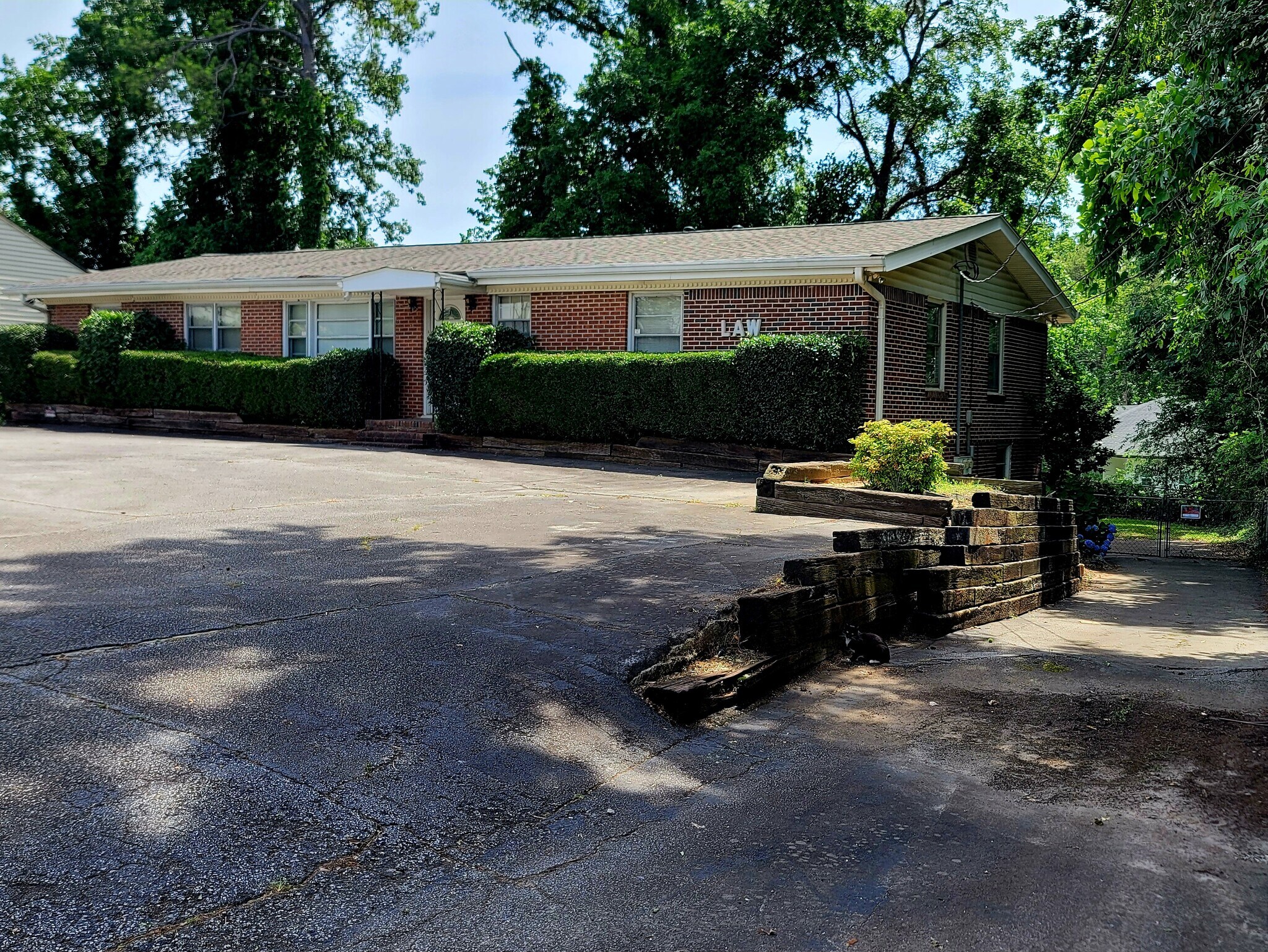 3639 Shallowford Rd Atlanta, GA 30340 Office Property for Sale on