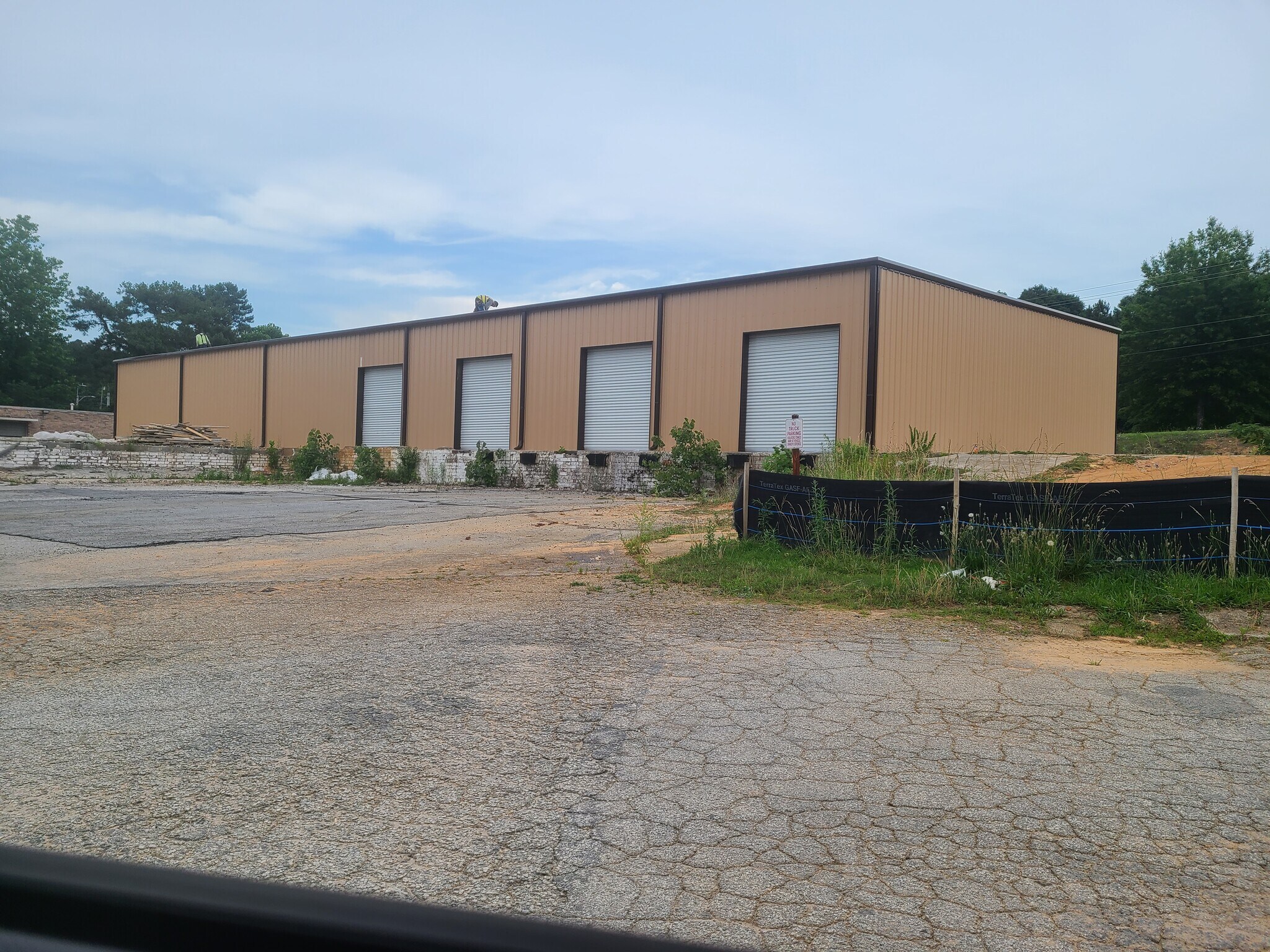 2485 Lithonia Industrial Blvd Lithonia, GA 30058 Industrial Property