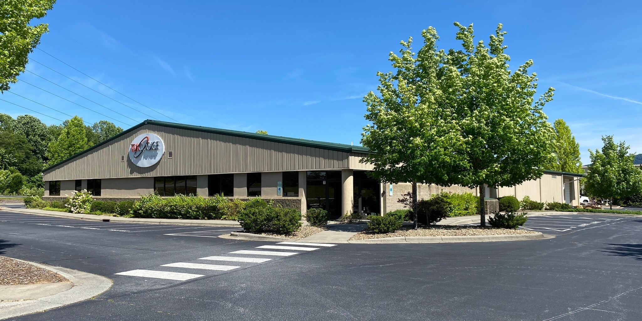 108 Asheville Commerce Pky, Candler, NC for Rent