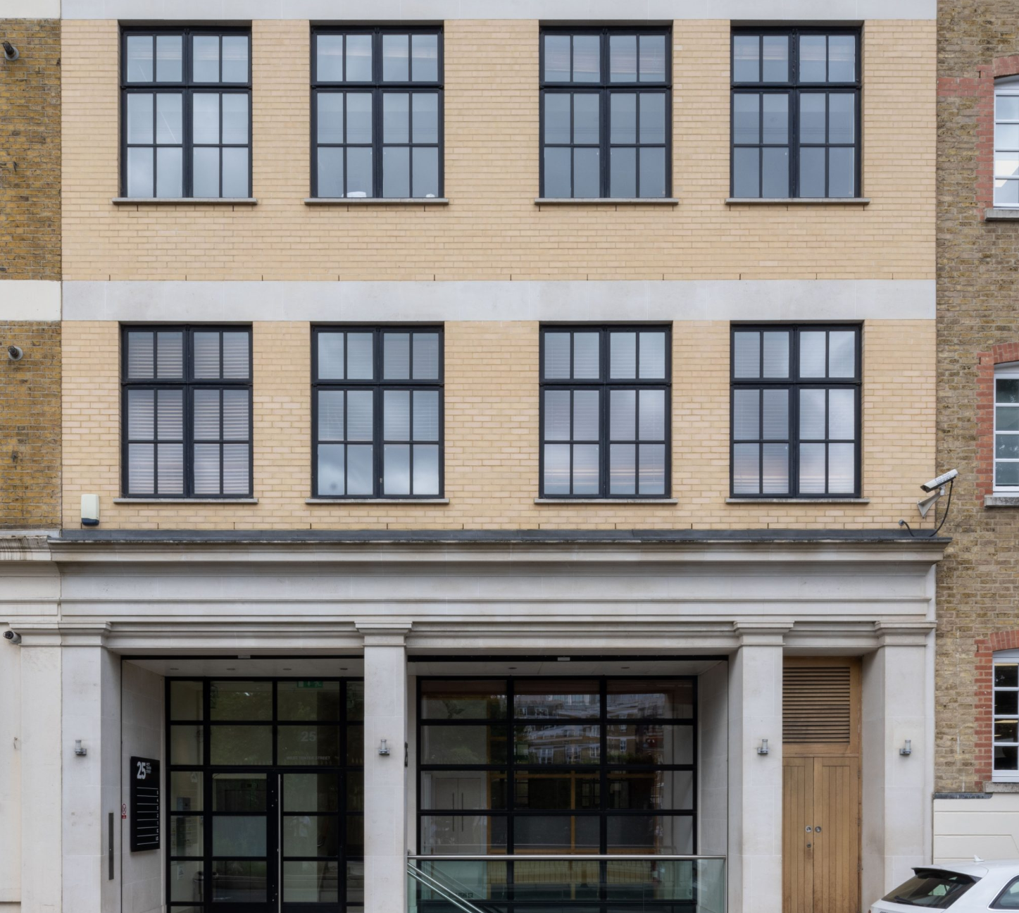 25 West Tenter St, London, LND for Rent