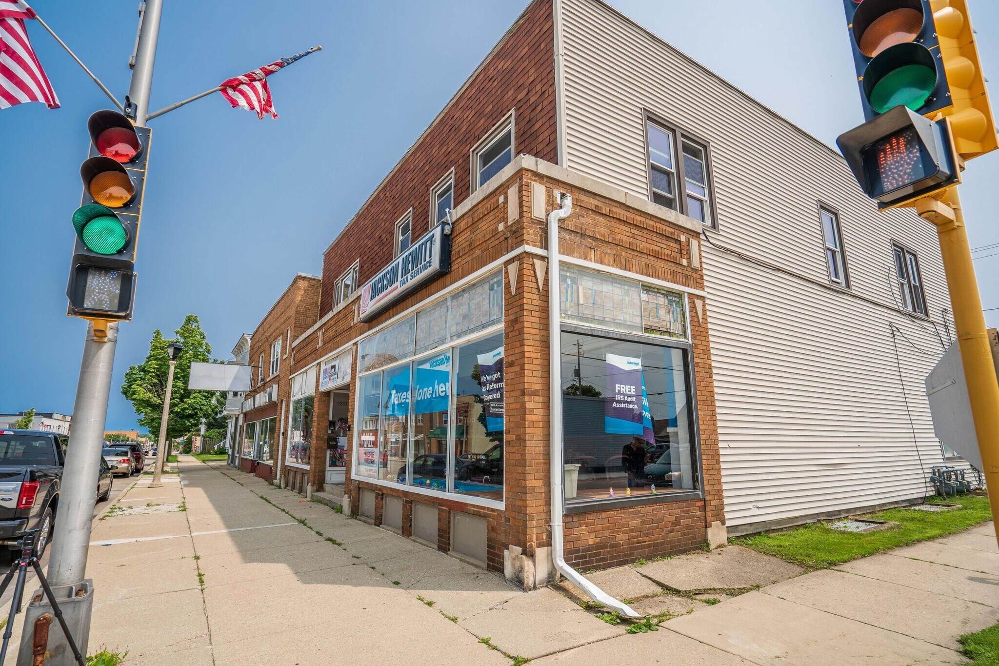 1233 Milwaukee Ave, South Milwaukee, WI for Sale