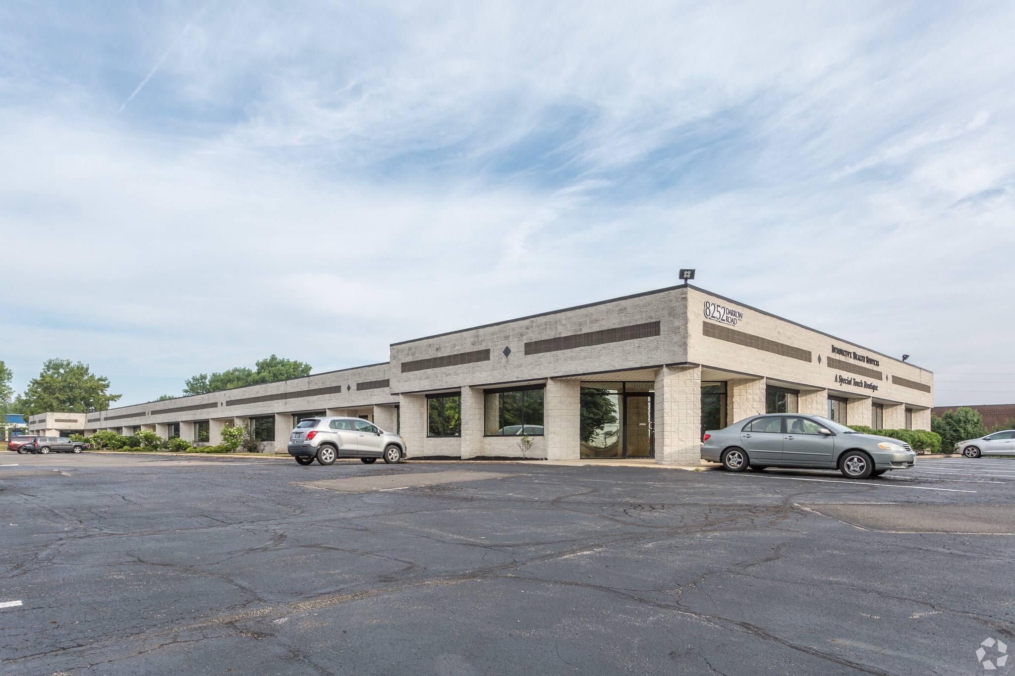 8252 Darrow Rd, Twinsburg, OH for Rent