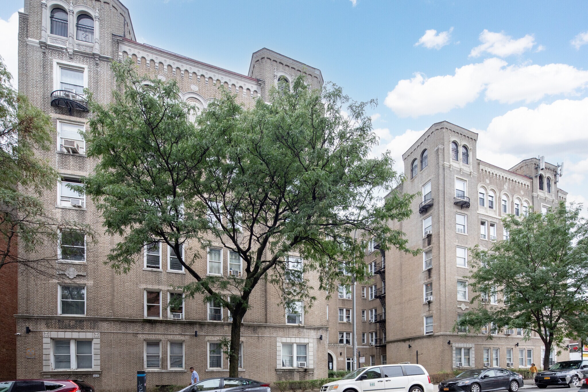 80-20 Broadway, Flushing, NY for Rent