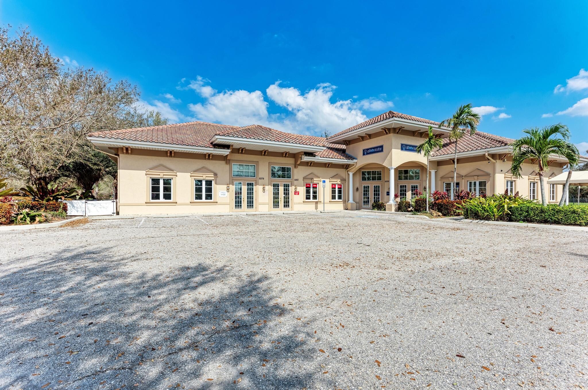 5279-5283 Office Park Blvd, Bradenton, FL for Sale