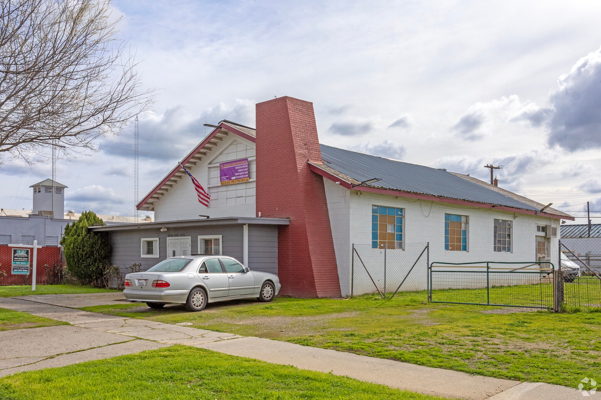 332 W 8th St, Merced, CA for Sale