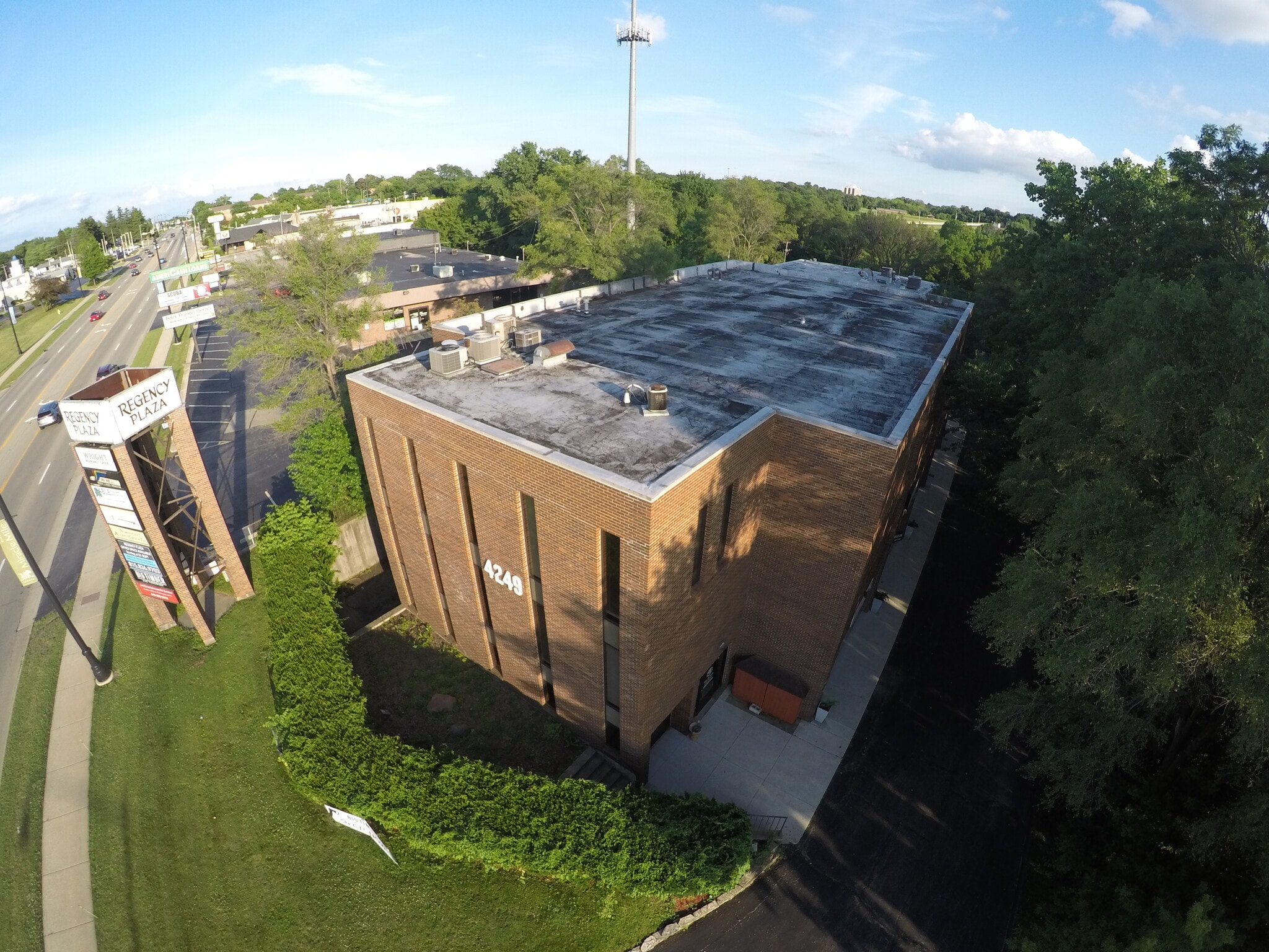 4249 E State St, Rockford, IL for Sale