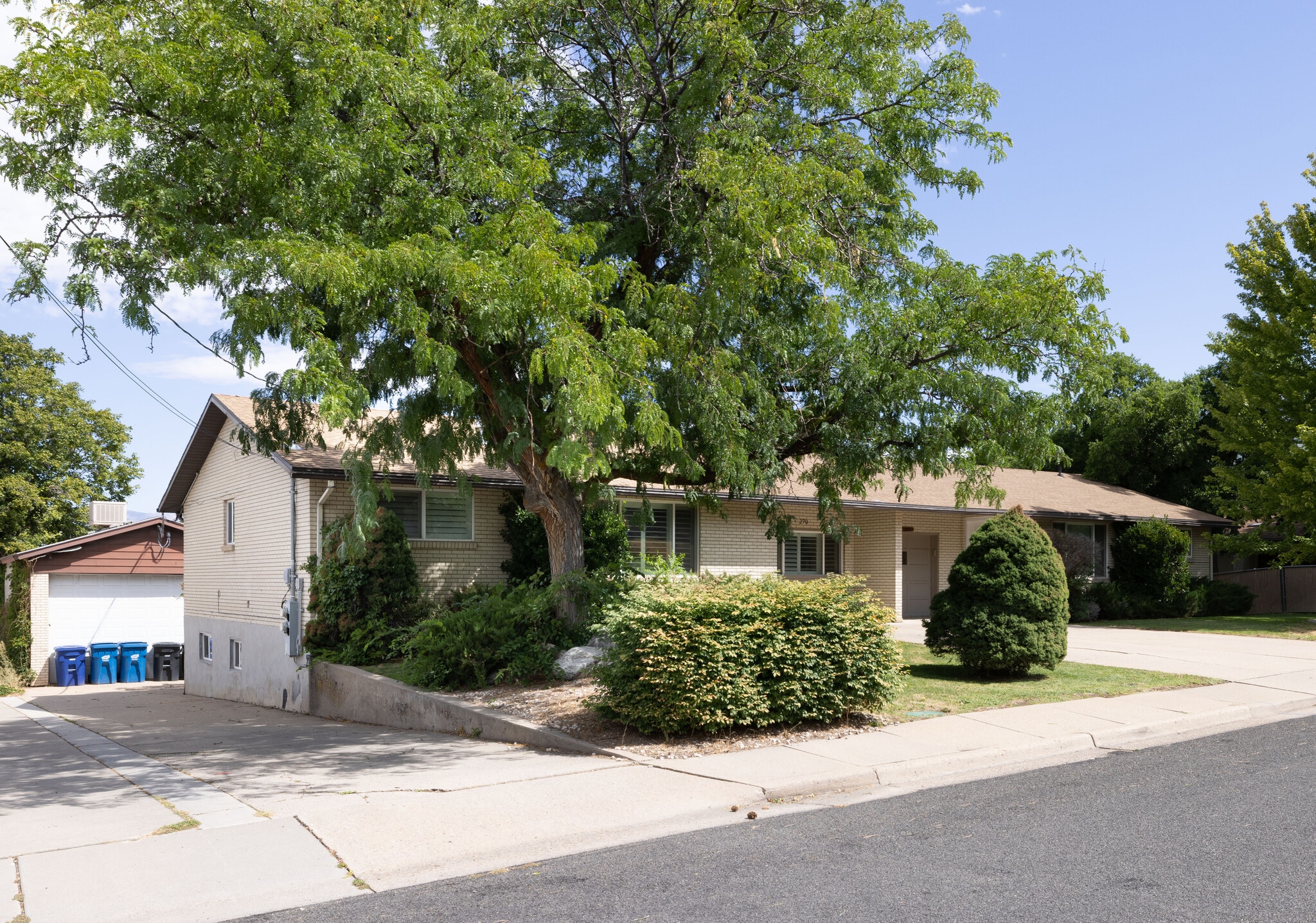 270 E 5100 S, Washington Terrace, UT for Sale