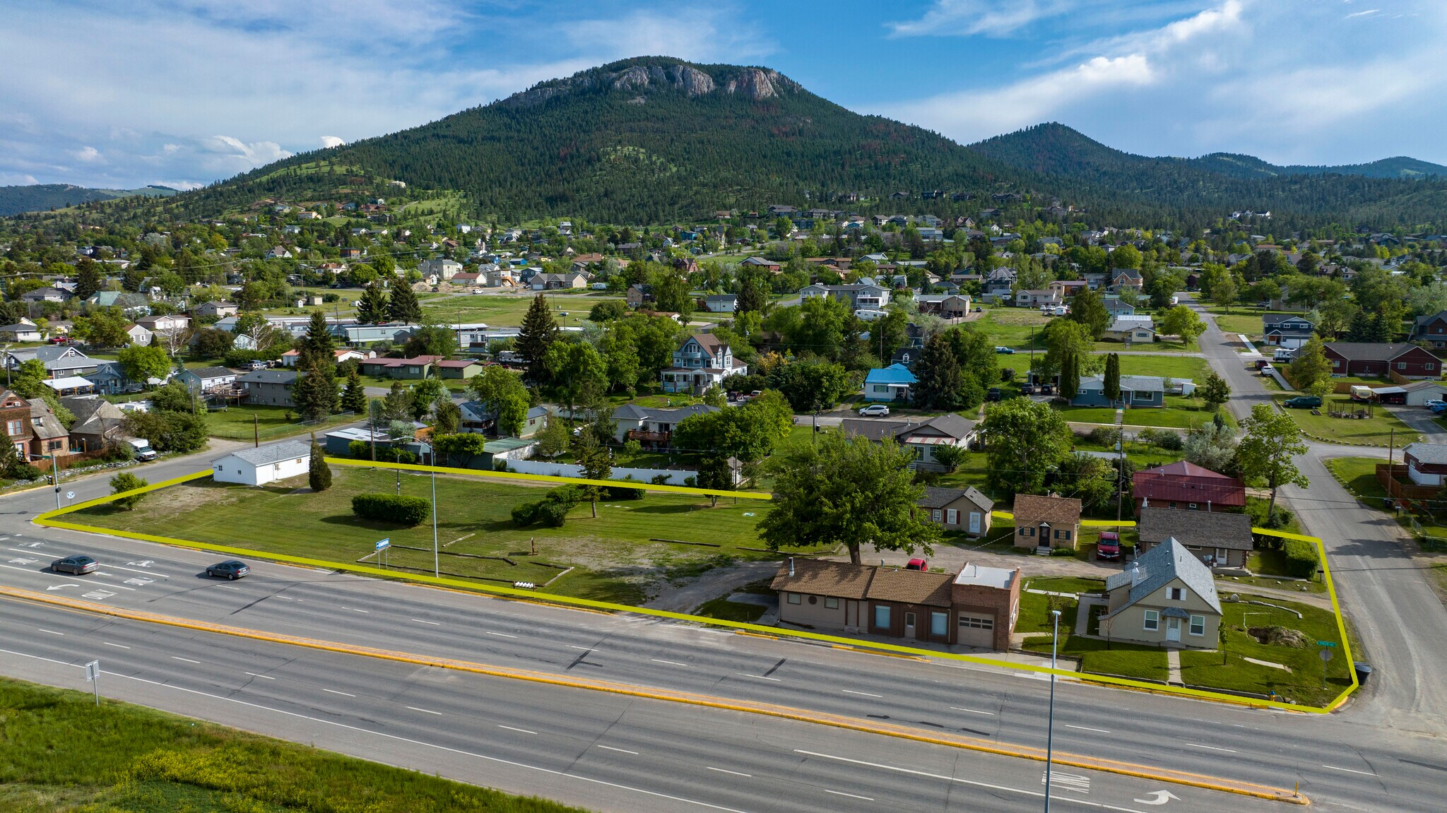 1207 Winston St Helena, MT 59601 MultiFamily Property for Lease on