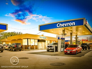 Miami, FL Service Station - 1695 NW 119th St