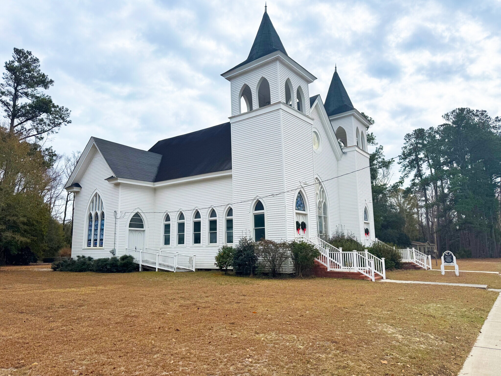 27922 Lowcountry Hwy, Smoaks, SC for Sale