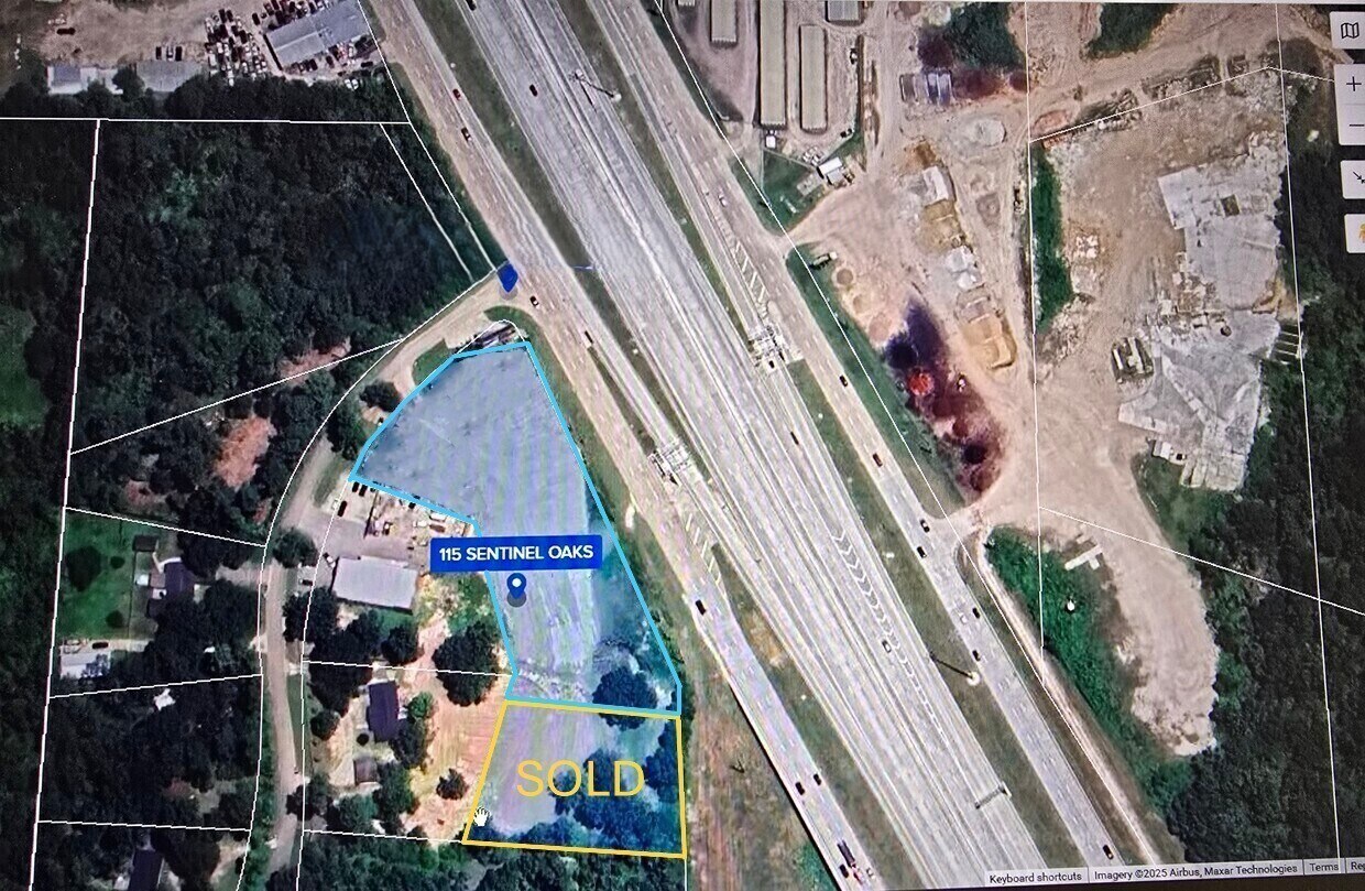 115 Sentinel Oaks, Pinehurst, TX for Sale