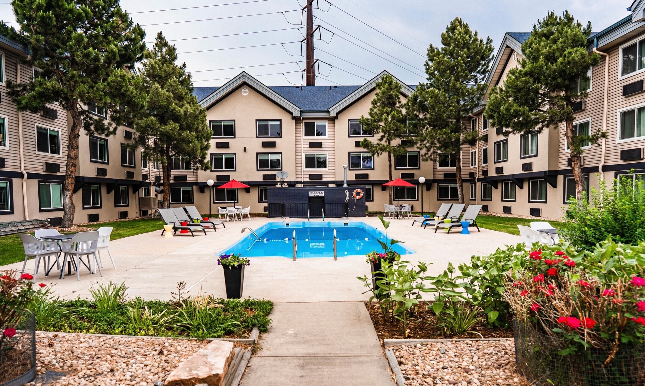 15059 W Colfax Ave, Lakewood, CO for Sale