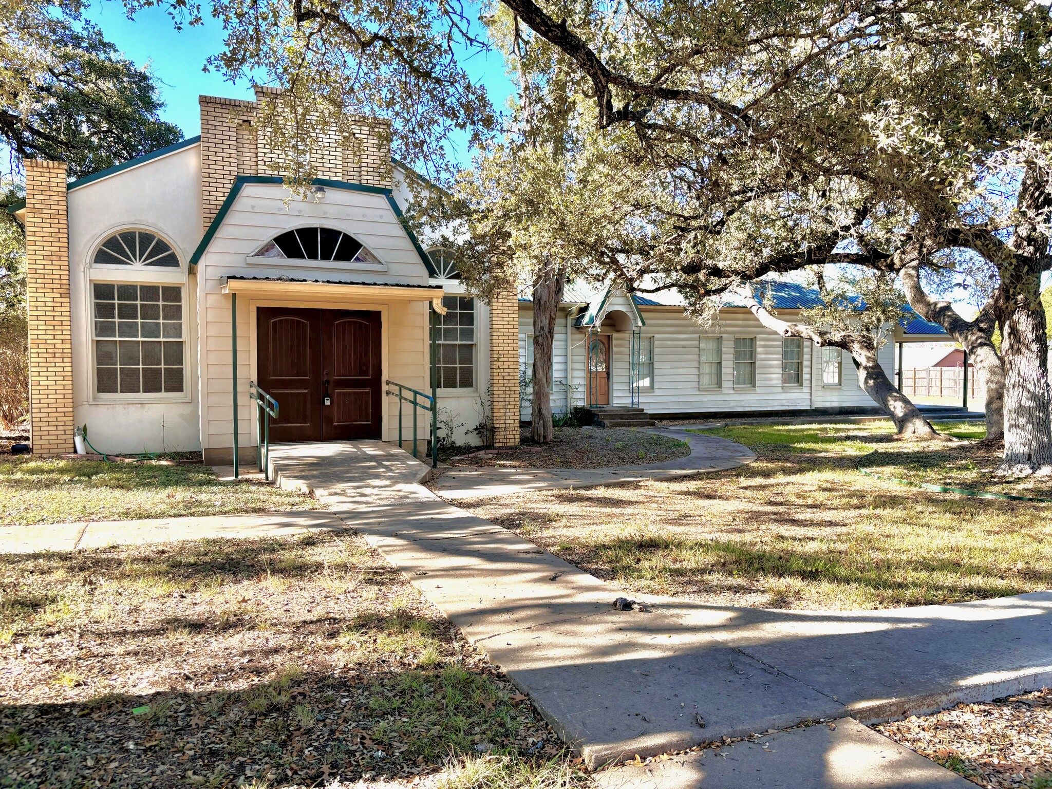 410 N West St, Bertram, TX for Rent