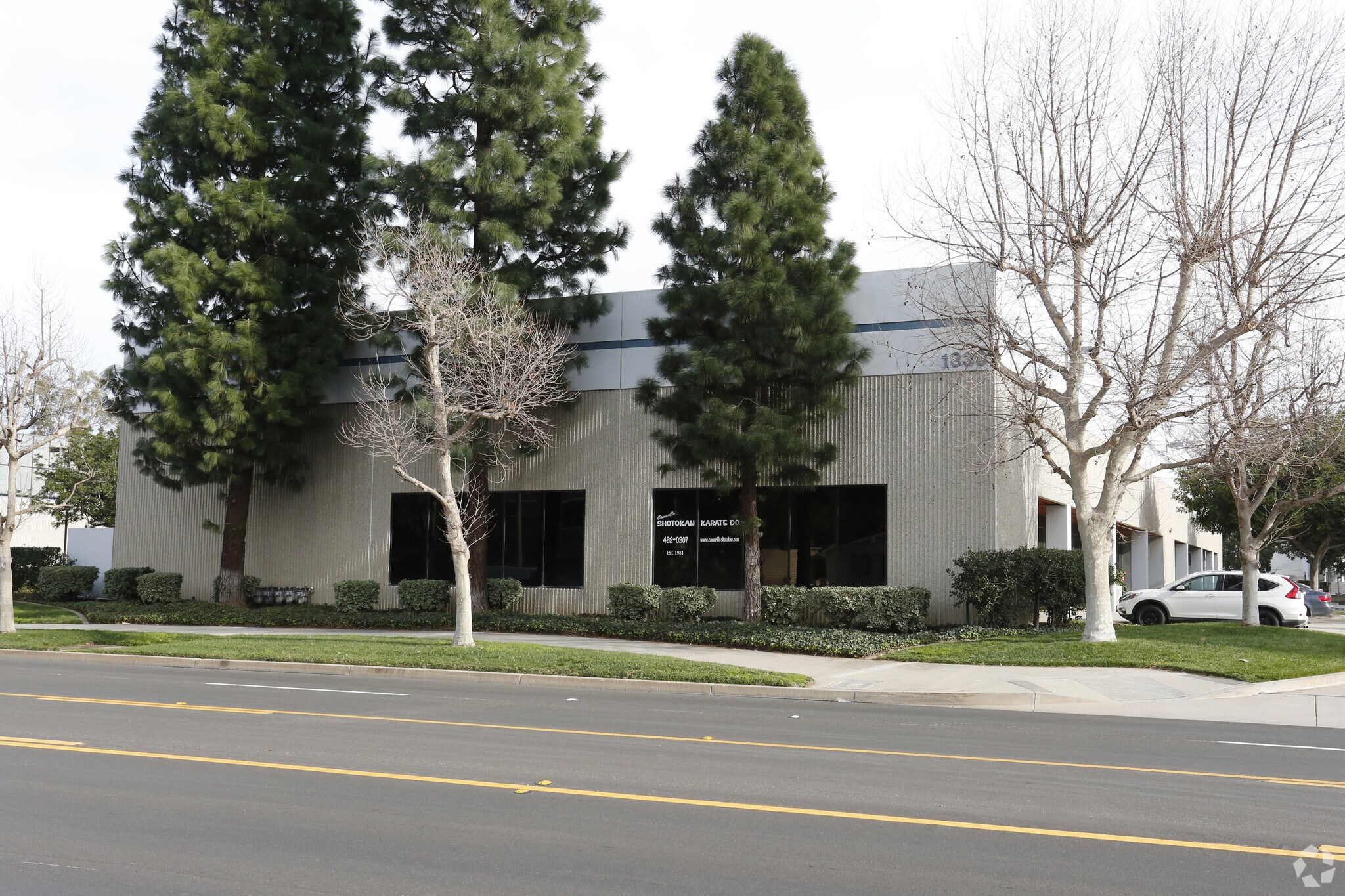 1330 Flynn Rd, Camarillo, CA for Rent