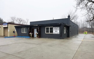 Roseville, MI Warehouse - 17206 E Thirteen Mile Rd