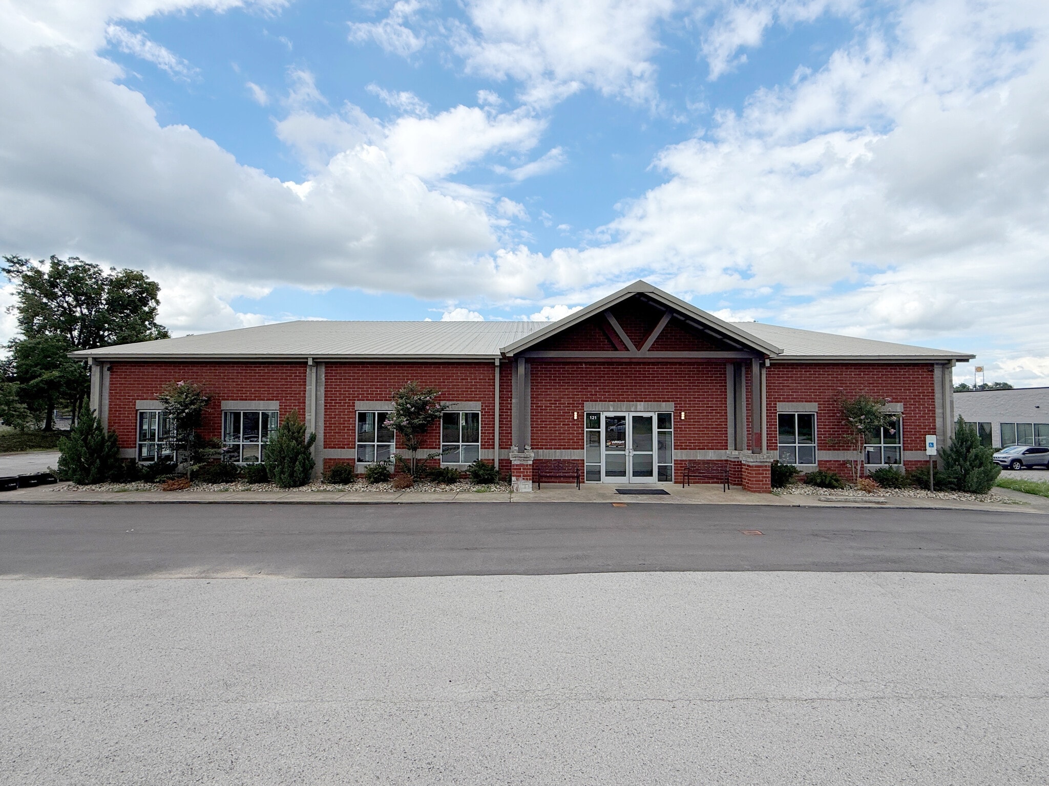 121 Adams Ln, Mount Juliet, TN for Sale
